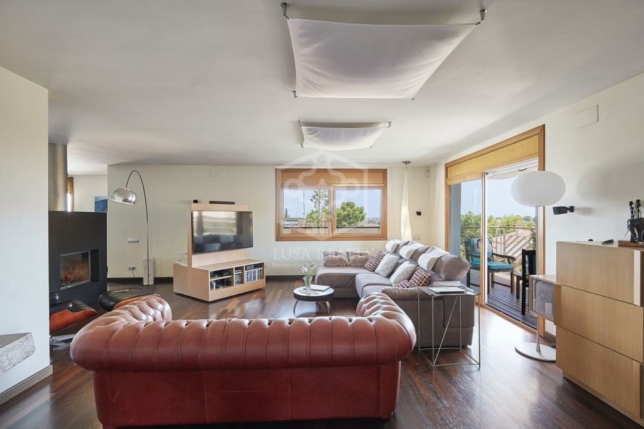 Huvila Castelldefels, Barcelona, Espanja 6 makuuhuonetta, 640 m2 No. 78323