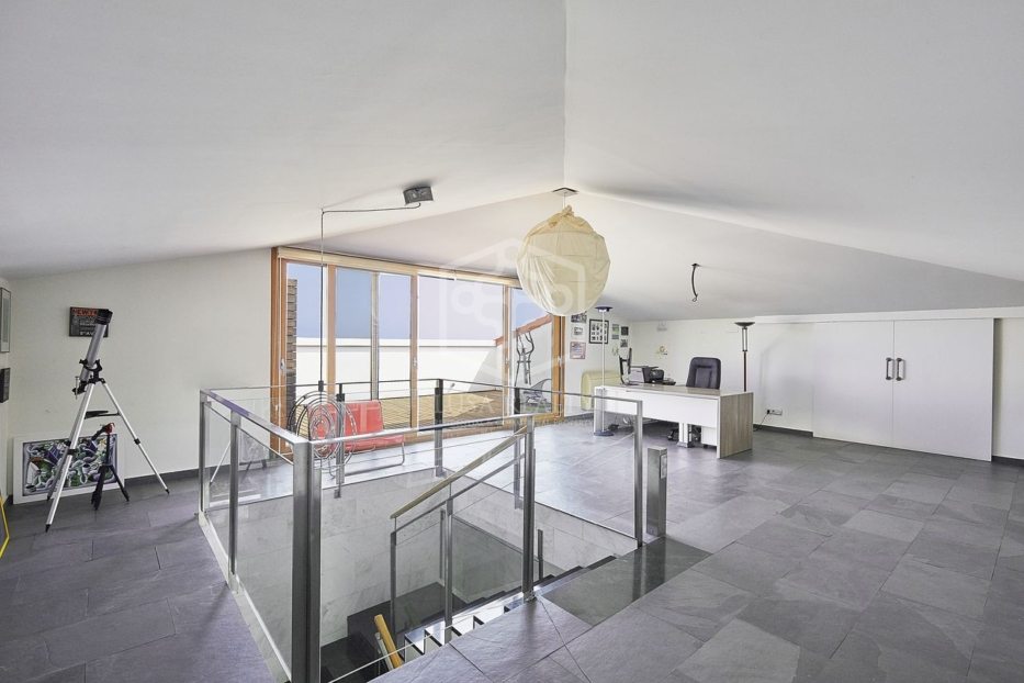 Huvila Castelldefels, Barcelona, Espanja 6 makuuhuonetta, 640 m2 No. 78323