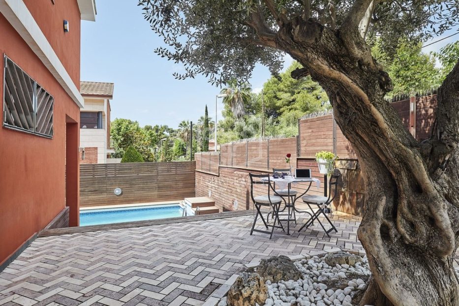 Huvila Castelldefels, Barcelona, Espanja 6 makuuhuonetta, 640 m2 No. 78323