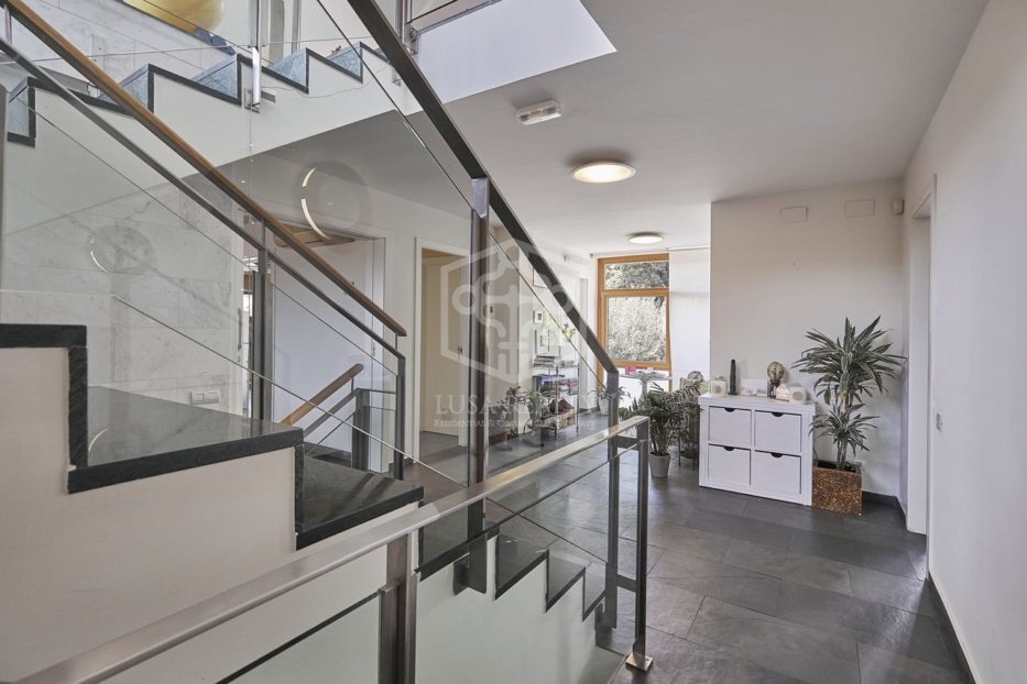 Huvila Castelldefels, Barcelona, Espanja 6 makuuhuonetta, 640 m2 No. 78323
