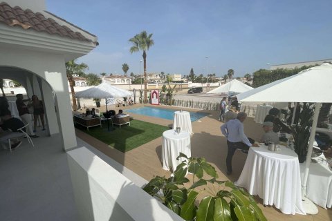 House for sale in Ciudad Quesada, Alicante, Spain 3 bedrooms, 168.3 sq.m. No. 175873 - photo 3