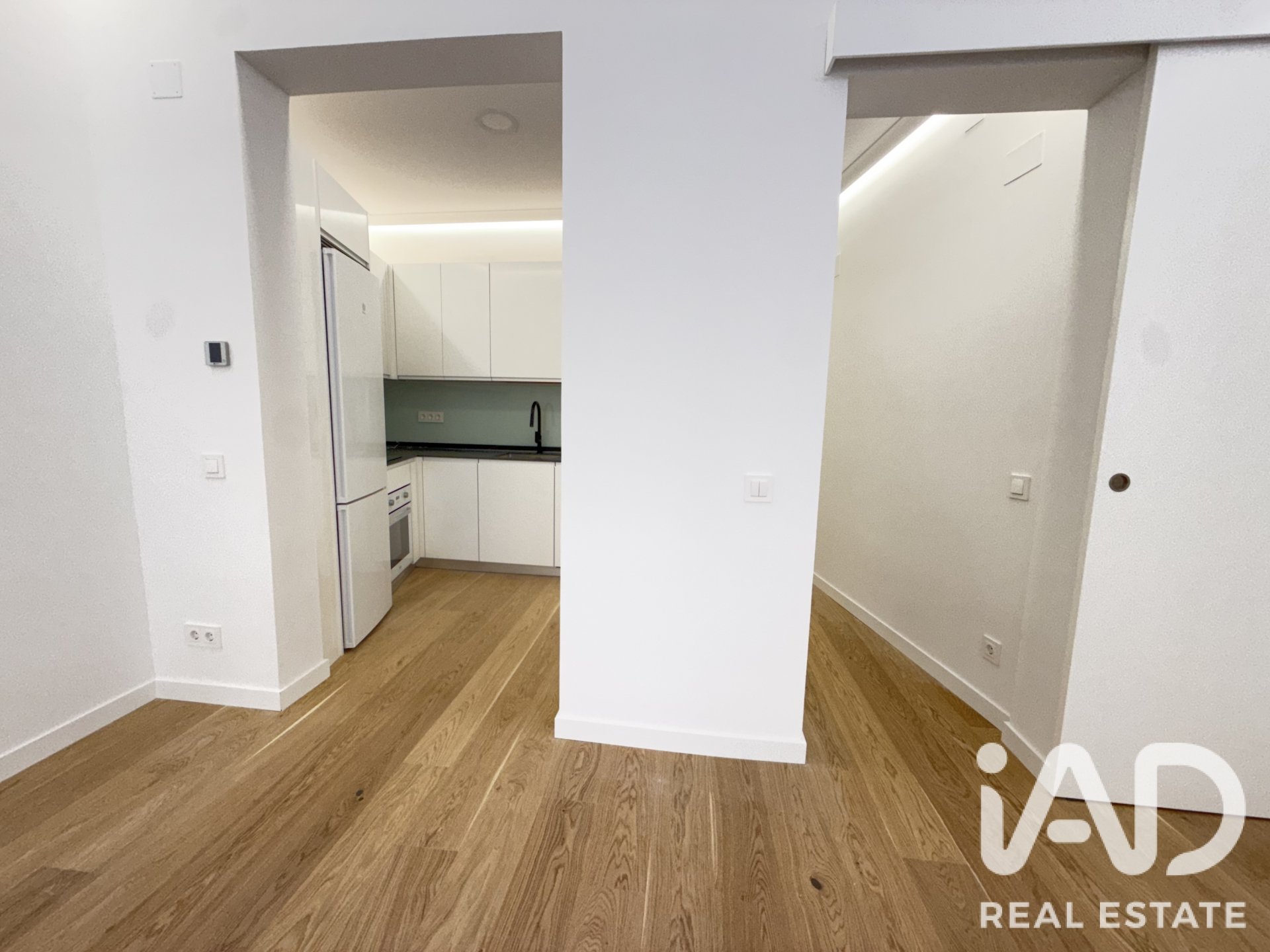 Apartamento en Madrid, España 2 dormitorios, 70 m2 No. 195083