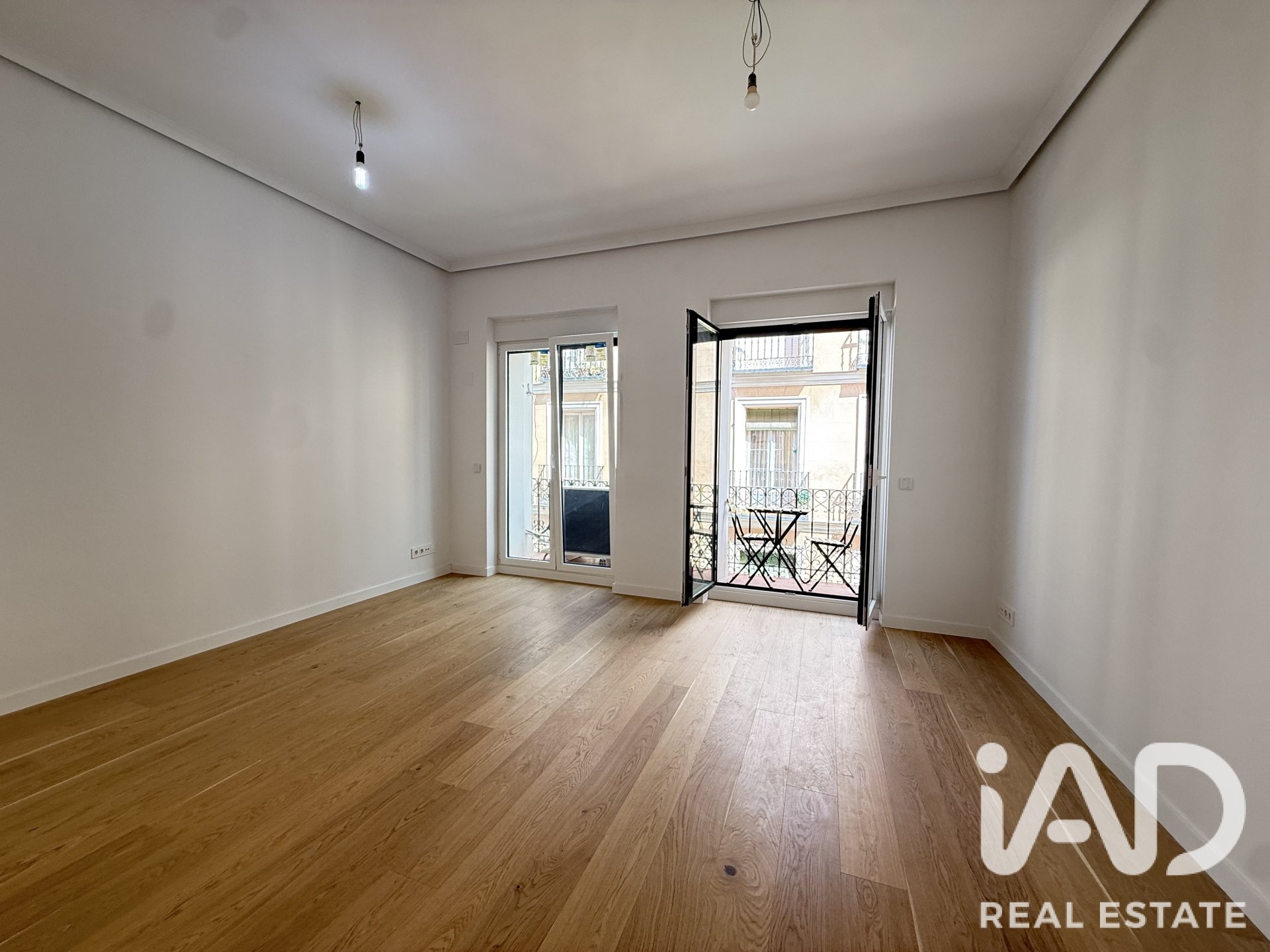 Apartamento en Madrid, España 2 dormitorios, 70 m2 No. 195083