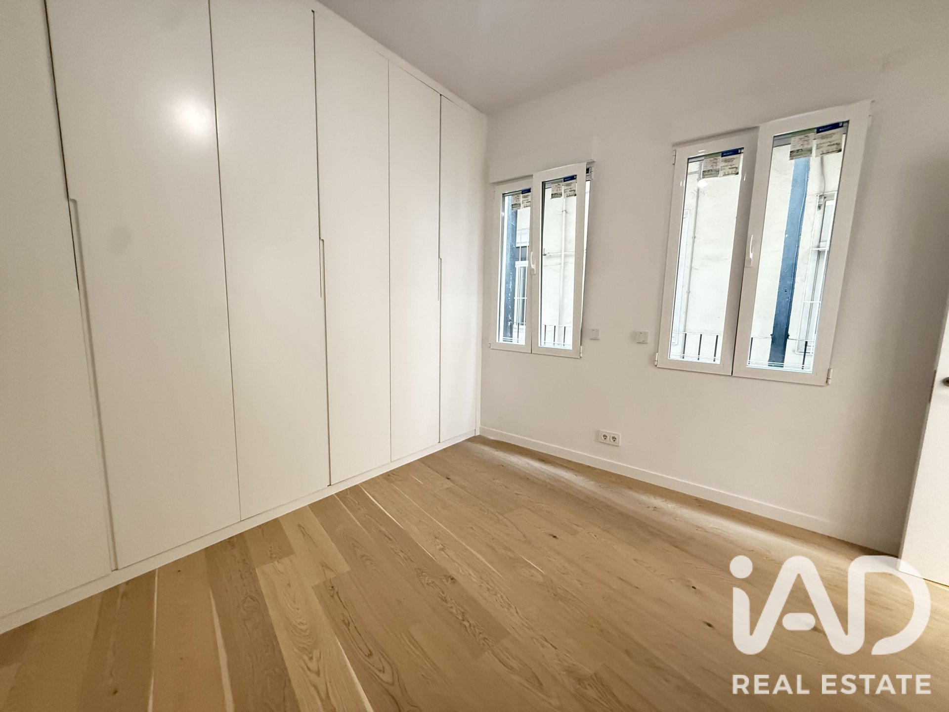 Apartamento en Madrid, España 2 dormitorios, 70 m2 No. 195083
