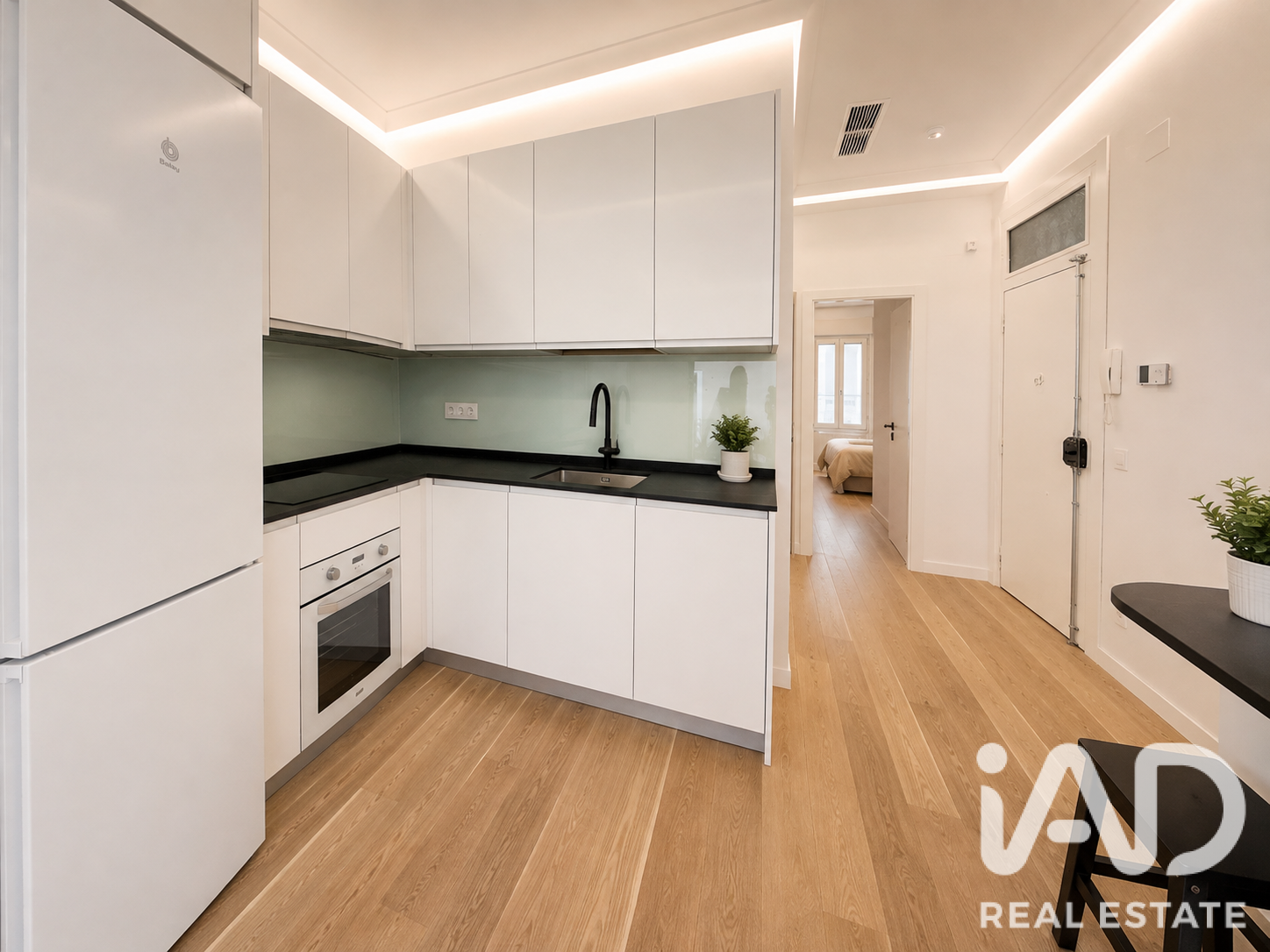 Apartamento en Madrid, España 2 dormitorios, 70 m2 No. 195083