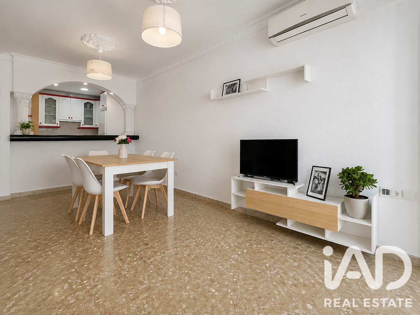 Apartamento en Vélez-Málaga, Málaga, España 2 dormitorios, 64 m2 No. 195102