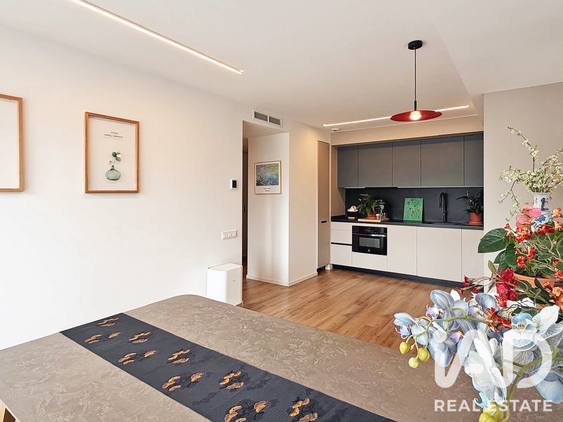 Wohnung in Barcelona, Spanien 2 Schlafzimmer, 61 m2 Nr. 195100