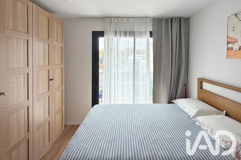 Продажа квартиры в Барселона, Испания 2 спальни, 61м2 №195100 - фото 8