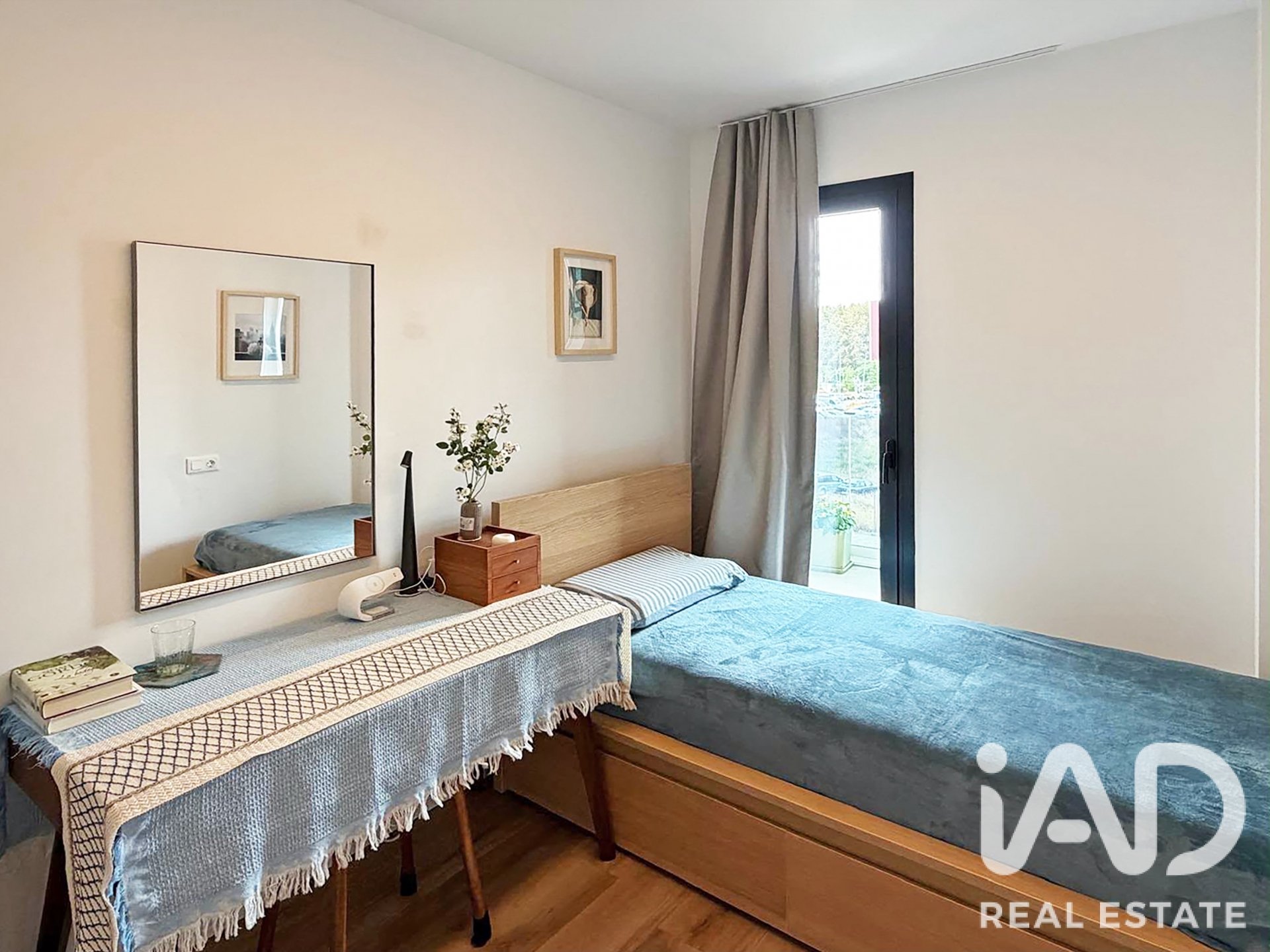 Wohnung in Barcelona, Spanien 2 Schlafzimmer, 61 m2 Nr. 195100