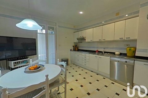 Penthouse w Balaguer, Lleida, Hiszpania 5 sypialni, 571 mkw. nr 154121 – zdjęcie 25