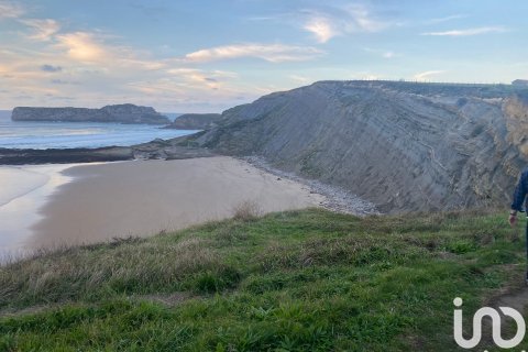Tontti myytävänä Miengo, Cantabria, Espanja , 10117 m2 No. 154124 - kuva 2