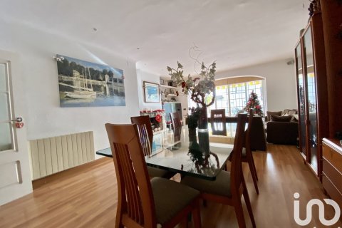 Dom w Sant Andreu de Llavaneres, Barcelona, Hiszpania 4 sypialnie, 222 mkw. nr 154123 – zdjęcie 4