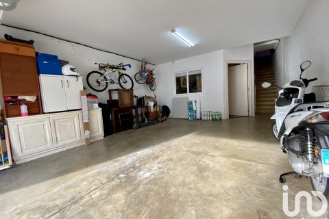 Dom w Sant Andreu de Llavaneres, Barcelona, Hiszpania 4 sypialnie, 222 mkw. nr 154123 – zdjęcie 26