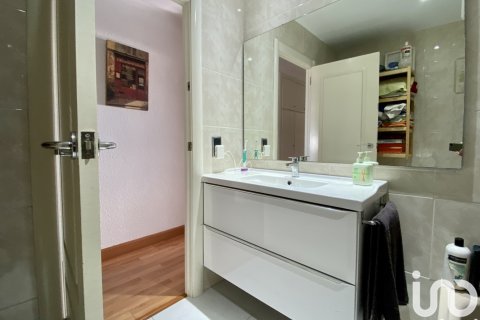 Dom w Sant Andreu de Llavaneres, Barcelona, Hiszpania 4 sypialnie, 222 mkw. nr 154123 – zdjęcie 16