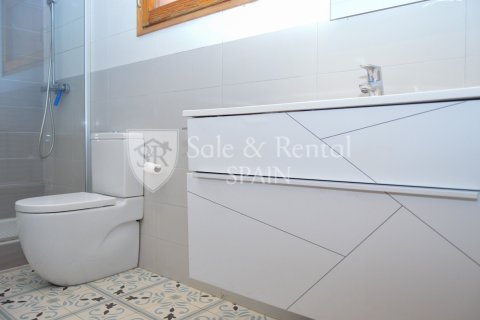 Huoneisto myytävänä Blanes, Girona, Espanja, 4 makuuhuonetta, 130 m2 No. 166397 - kuva 21