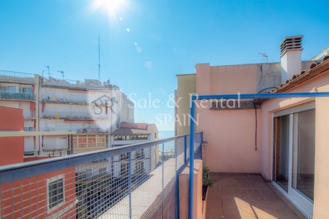 Apartamento en Blanes, Gerona, España 4 dormitorios, 130 m2 No. 166397