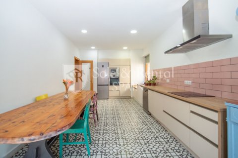 Huoneisto myytävänä Blanes, Girona, Espanja, 4 makuuhuonetta, 130 m2 No. 166397 - kuva 19