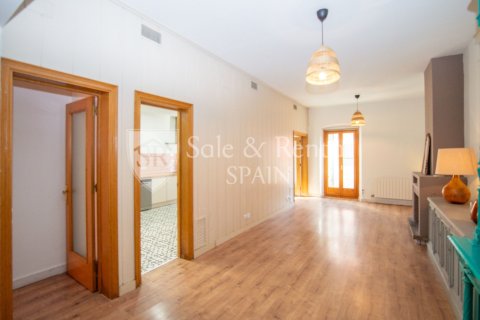 Huoneisto myytävänä Blanes, Girona, Espanja, 4 makuuhuonetta, 130 m2 No. 166397 - kuva 4