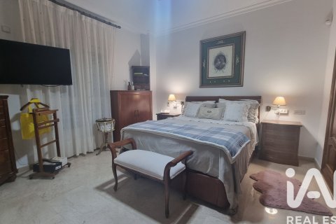 Apartamento en venta en Torrevieja, Alicante, España 3 dormitorios, 185 m2 No. 152805 - foto 9