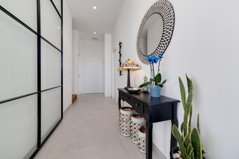 Huvila myytävänä Pilar de la Horadada, Alicante, Espanja, 3 makuuhuonetta, 130 m2 No. 142212 - kuva 29