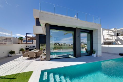 Huvila myytävänä Pilar de la Horadada, Alicante, Espanja, 3 makuuhuonetta, 130 m2 No. 142212 - kuva 9
