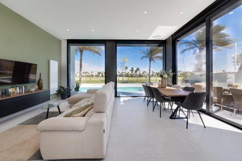 Huvila myytävänä Pilar de la Horadada, Alicante, Espanja, 3 makuuhuonetta, 130 m2 No. 142212 - kuva 19