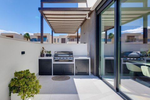 Huvila myytävänä Pilar de la Horadada, Alicante, Espanja, 3 makuuhuonetta, 130 m2 No. 142212 - kuva 6