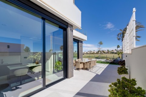 Huvila myytävänä Pilar de la Horadada, Alicante, Espanja, 3 makuuhuonetta, 130 m2 No. 142212 - kuva 8