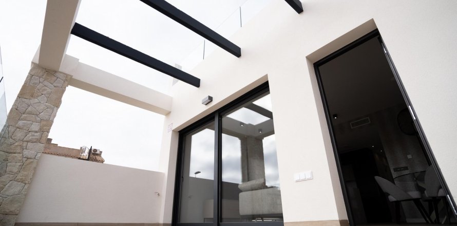 Radhus i Villamartin, Alicante, Spanien 3 sovrum, 86 kvm. Nr. 142210