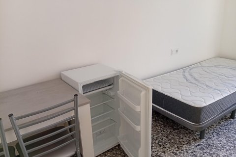 Apartamento en venta en Torrevieja, Alicante, España 5 dormitorios, 110 m2 No. 147025 - foto 2