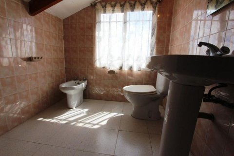 House zum Verkauf in Alicante, Spanien 3 Schlafzimmer, 200 m2 Nr. 183927 - Foto 13