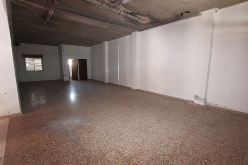 Propiedad comercial en Guardamar del Segura, Alicante, España 200 m2 No. 183928
