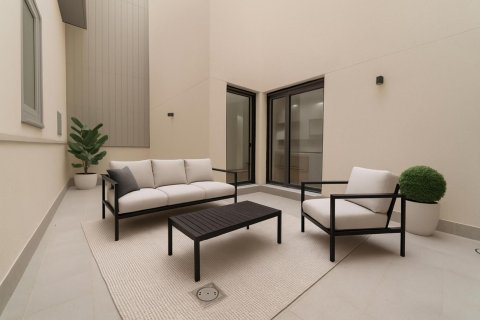 Продажа квартиры в Бадалона, Барселона, Испания 2 спальни, №140943 - фото 2