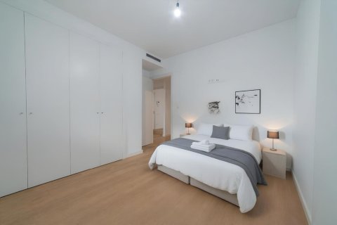 Продажа квартиры в Бадалона, Барселона, Испания 2 спальни, №140943 - фото 9