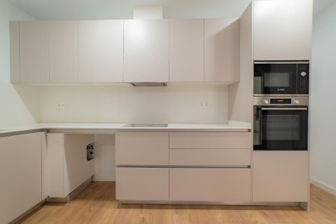 Продажа квартиры в Бадалона, Барселона, Испания 2 спальни, №140943 - фото 19