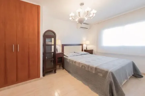Townhouse for sale in Calafell, Tarragona, Spain 5 bedrooms, No. 140945 - photo 10