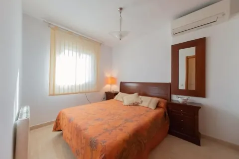 Townhouse for sale in Calafell, Tarragona, Spain 5 bedrooms, No. 140945 - photo 5