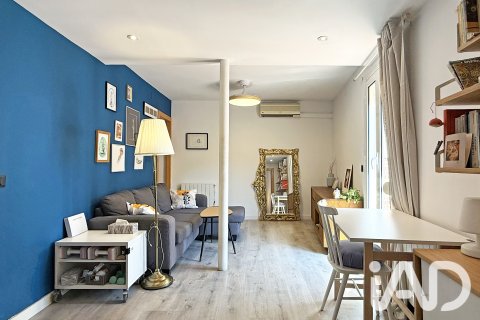 Продажа пентхауса в Барселона, Испания 2 спальни, 58м2 №188041 - фото 17