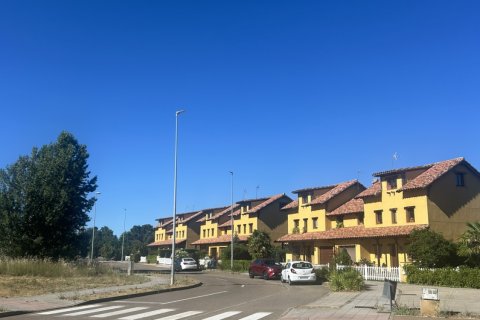 Land zum Verkauf in Valverde de la Virgen, Leon, Spanien 543 m2 Nr. 188035 - Foto 6