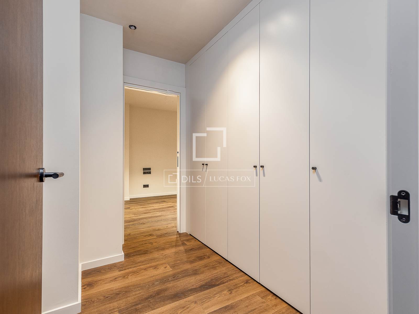 Huoneisto Barcelona, Espanja 2 makuuhuonetta, 148 m2 No. 150848