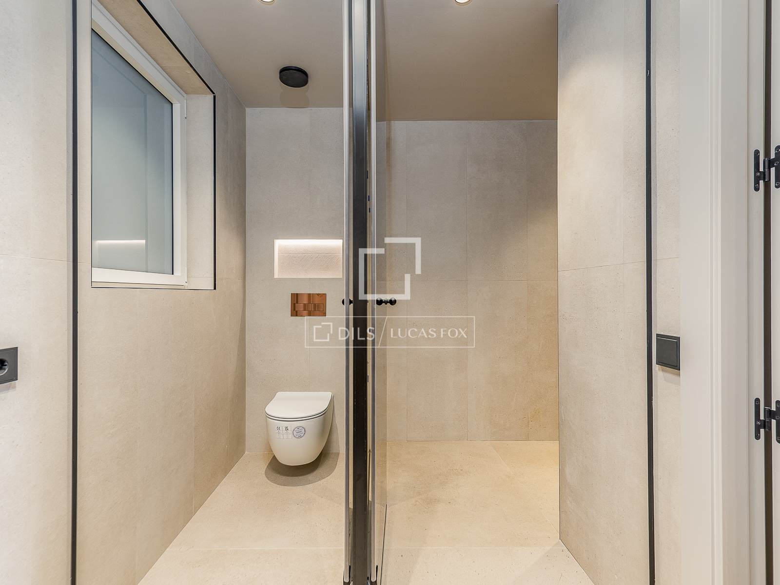 Huoneisto Barcelona, Espanja 2 makuuhuonetta, 148 m2 No. 150848