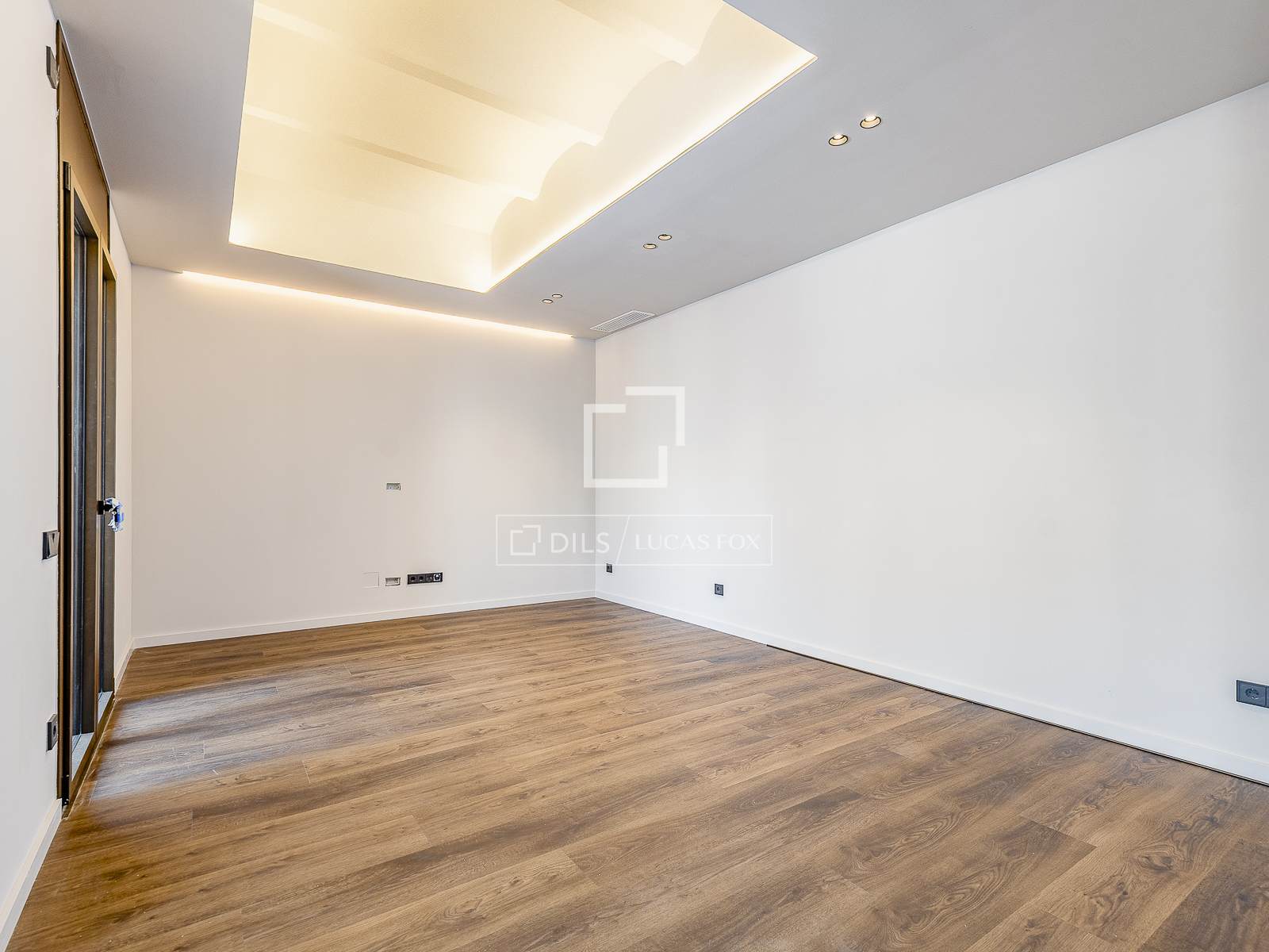 Huoneisto Barcelona, Espanja 2 makuuhuonetta, 148 m2 No. 150848