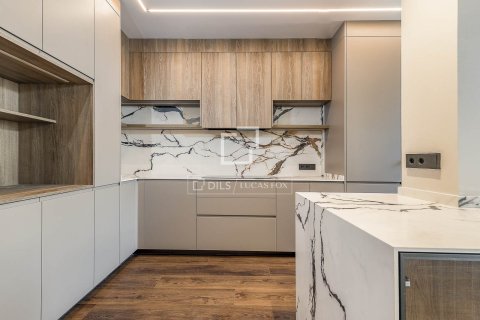 Dzīvoklis pārdošanā Barcelona, Spānijā 2 istabas, 148 m2 Nr. 150848 - attēls 12