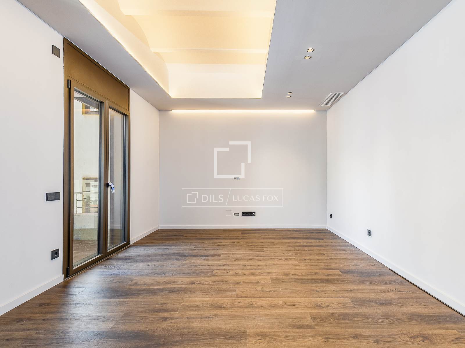 Huoneisto Barcelona, Espanja 2 makuuhuonetta, 148 m2 No. 150848