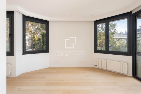 Appartamento in vendita a Barcelona, Spagna 5 camere da letto, 255 mq. N° 150849 - foto 9