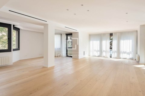 Appartamento in vendita a Barcelona, Spagna 5 camere da letto, 255 mq. N° 150849 - foto 6
