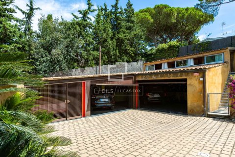 Villa till salu i Sant Vicenc De Montalt, Barcelona, Spanien 6 sovrum, 738 kvm. Nr. 150847 - foto 29