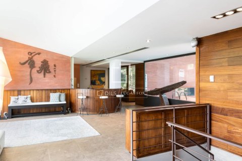 Villa till salu i Sant Vicenc De Montalt, Barcelona, Spanien 6 sovrum, 738 kvm. Nr. 150847 - foto 11