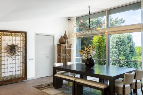 Villa till salu i Sant Vicenc De Montalt, Barcelona, Spanien 6 sovrum, 738 kvm. Nr. 150847 - foto 9