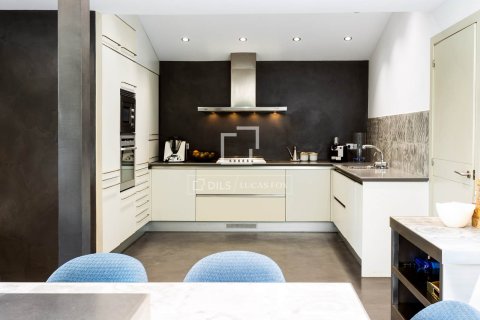 Villa till salu i Sant Vicenc De Montalt, Barcelona, Spanien 6 sovrum, 738 kvm. Nr. 150847 - foto 20